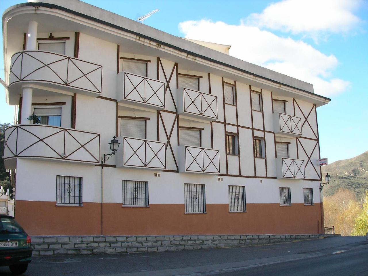 Apartamentos Duquesa Sierra Nevada ピノス・ヘニル エクステリア 写真